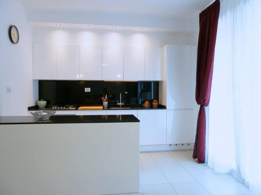Modern & Strategic Apartment Siena Exterior photo