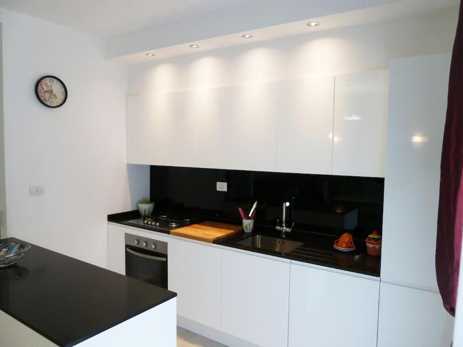 Modern & Strategic Apartment Siena Exterior photo